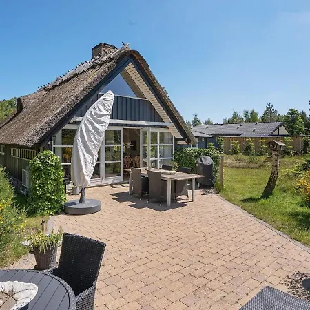 度假居 6 Person In Vaeggerlose-by Traum Bøtø By